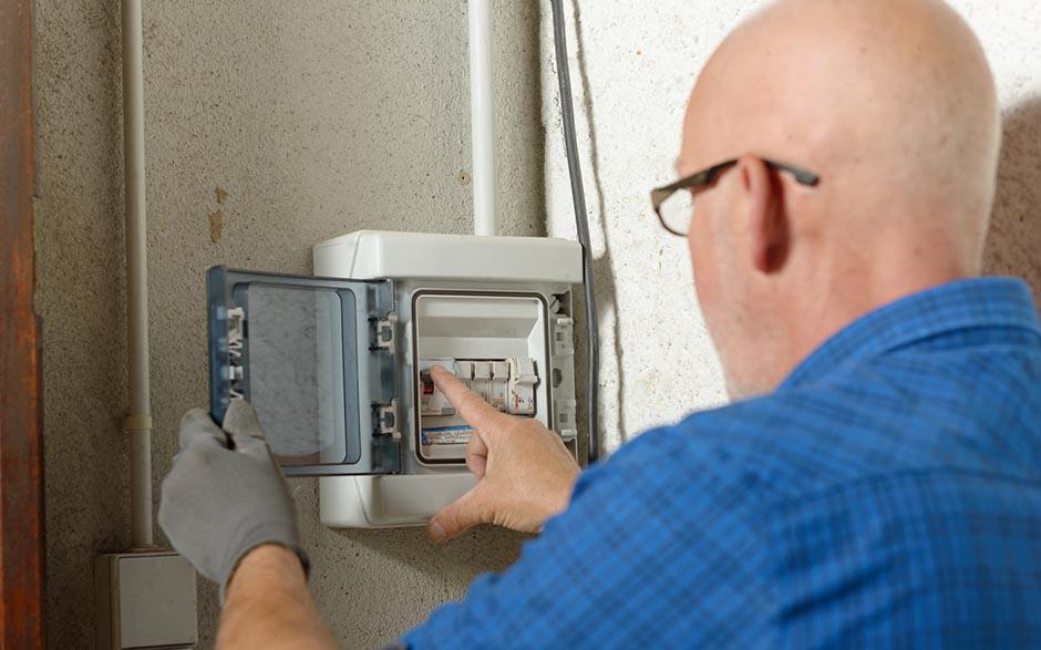 électricien urgence Voisins-le-Bretonneux